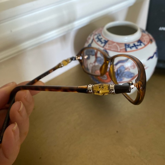 Gucci Designer brown Eyeglasses - Picture 6 of 9